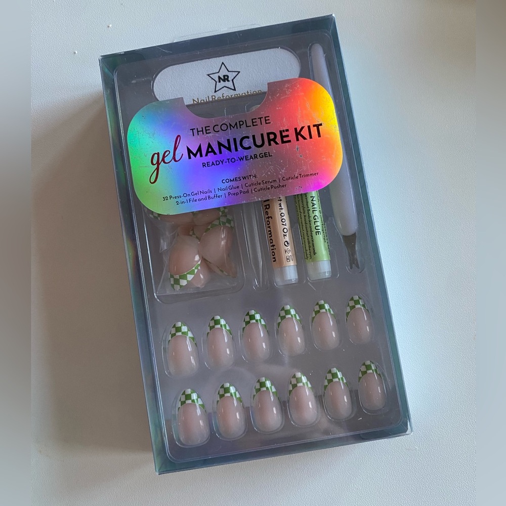 Nail Reformation Green Checkered French Tip Press on Kit